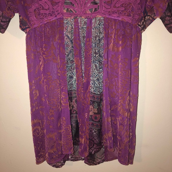 Nick and Mo blouse size S🌸 - Picture 3 of 11